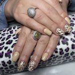 خدمات تخصصی ناخن هانیه (تخفیفات یلدایی)