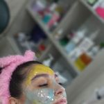 خدمات پاکسازی پوست کامرانی