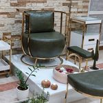 آموزشگاه و آرایشگاه زنانه کرشمه