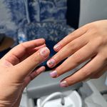 خدمات تخصصی ناخن و پدیکور سایه