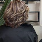 خدمات و آموزش تخصصی رنگ و لایت