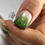 خدمات تخصصی ناخن سحر
