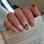 مرکزتخصصی کاشت ناخن و اکستنشن مژه رامونا