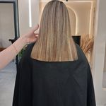 خدمات احیا و صافی مو مبینا پورصمدی