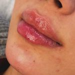 دکتر آتنا گیسویی