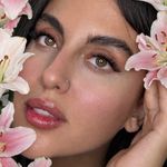خدمات و آموزش تخصصی اکستنشن مژه نور