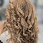 سالن آرایش و زیبایی رویا