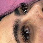 خدمات اکستنشن مژه و لیفت ابرو