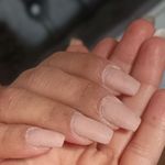 کاشت تخصصی ناخن و طراحی و ترمیم