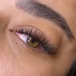 سالن زیبایی و آموزشگاه مروارید رخ آرا