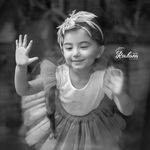 اتلیه عکاسی باردار و کودک و نوزاد روشنا