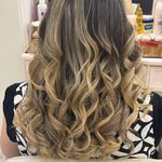 آرایشگاه زنانه ندا موسوی
