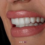 متخصص دندانپزشکی ترمیمی دکتر ساناز عباسی