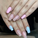 خدمات تخصصی کاشت ناخن مهسا فلاح