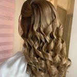 سالن زیبایی رز سرخ