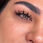 خدمات تخصصی مژه و ابرو سمیه شیرازی