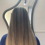 سالن زیبایی خورشید شب