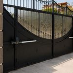 کرکره و درب اتوماتیک آریامن