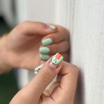 سالن زیبایی ثنا (تخصص ناخن و مژه)