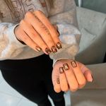 سالن تخصصى كاشت ناخن و مژه مهسا ميرواسع