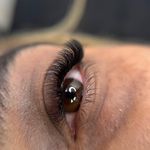 سالن آرایش و زیبایی رویا