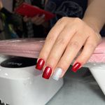 خدمات تخصصی کاشت ناخن بهار