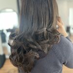 کوتاهی مو تخصصی و براشینگ حرفه ای فریبا