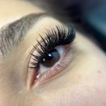 اکستنشن مژه و لیفت و لمینت مائده