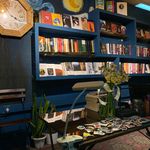 کتابفروشی خیابونی