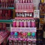 لوازم‌ارایشی‌و‌عطریات‌ارمغان