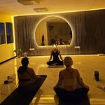 استودیو ورزشی یوگا و پیلاتس شانا