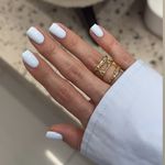 خدمات تخصصی ناخن و مژه یلدا خدایی