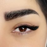 کاشت  مژه مریم معصومی