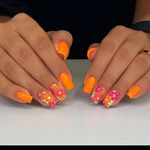 خدمات تخصصی زیبایی مانولیا