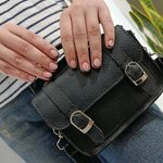 خدمات تخصصی کاشت ناخن بی تآ