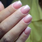 مرکز تخصصی کاشت ناخن یاشگین