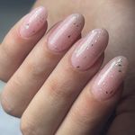 خدمات تخصصی ناخن نیوشاکیان