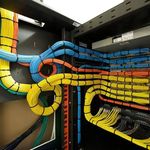 برقکار ساختمان و طراحی نورپردازی مومد