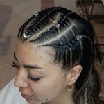 سالن زیبایی تخصصی ناخن و مژه مِمُل