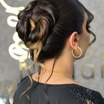 آموزشگاه و سالن زیبایی رزنگار