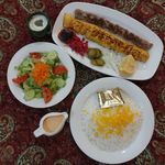 رستوران سنتی خانه غذا