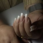 سالن تخصصی ناخن و مژه گلها