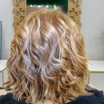 سالن زیبایی رخ پردازان