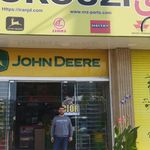 دیتیلنگ خودرو مدلین