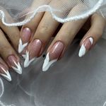 آموزش وخدمات کاشت ناخن راضیه