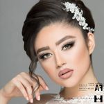 خدمات تخصصی میکاپ و شنیون و مژه اکبری