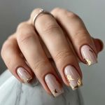 مرکز تخصصی ناخن و مژه منصوره بختیاری