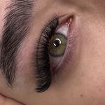 خدمات تخصصی اکستنشن مژه سوفیا