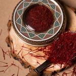 عرضه زعفران عاطفه