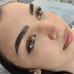 سالن آرایش و زیبایی رویا